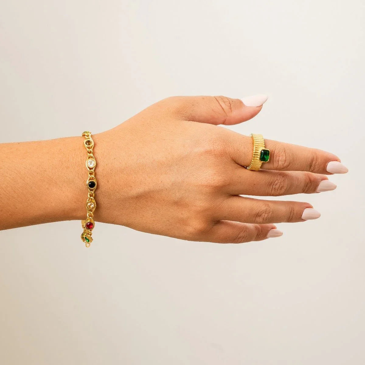 Pulseira Chloé Banhado em Ouro 18k